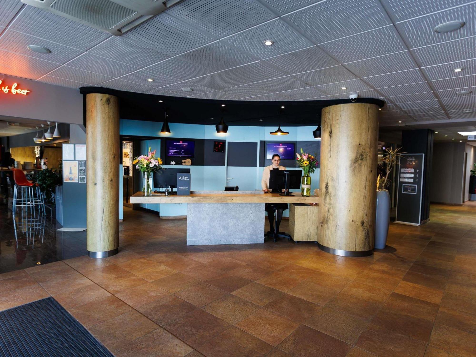 Ibis Cannes Mandelieu Eksteriør bilde