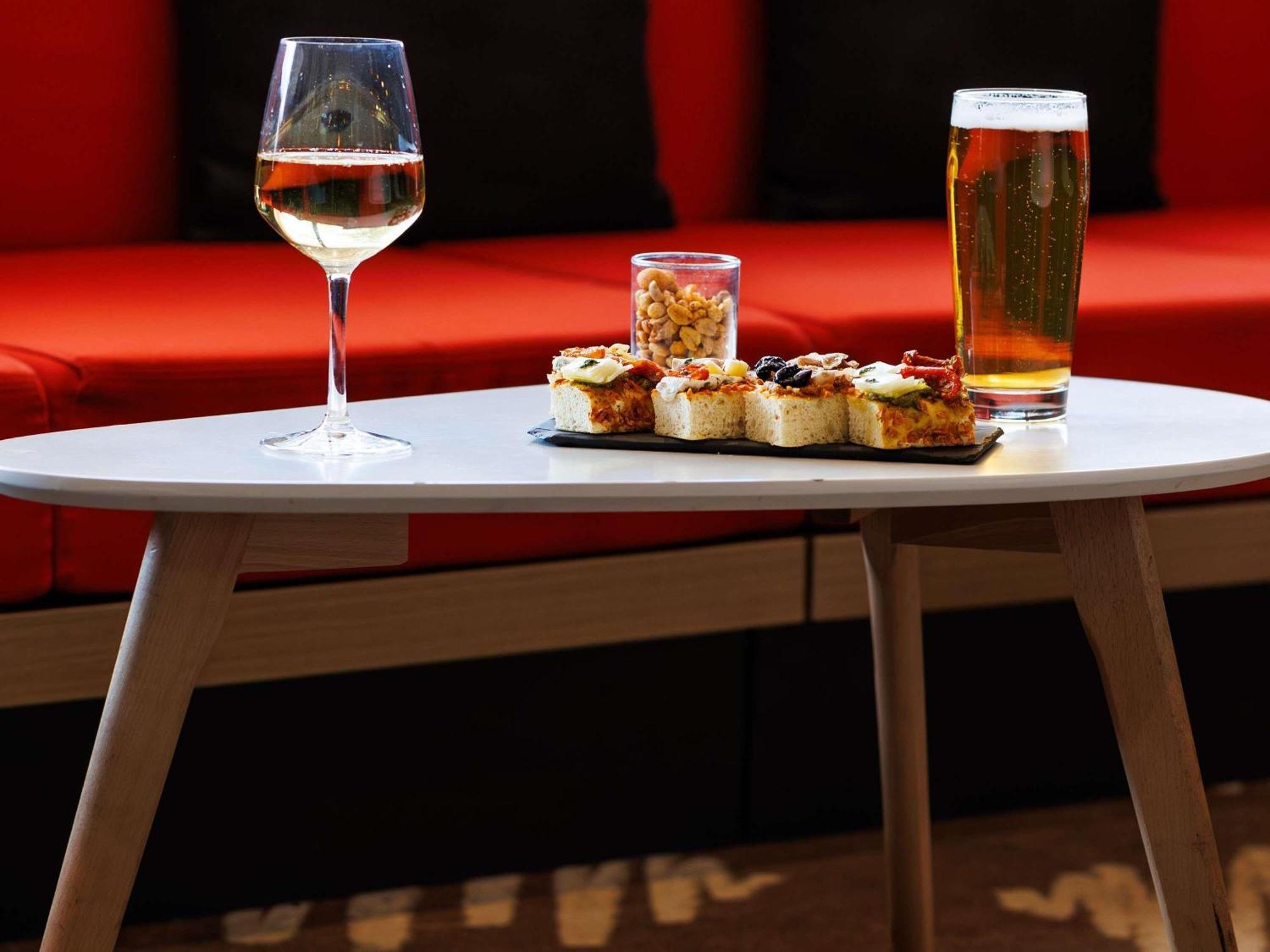 Ibis Cannes Mandelieu Eksteriør bilde